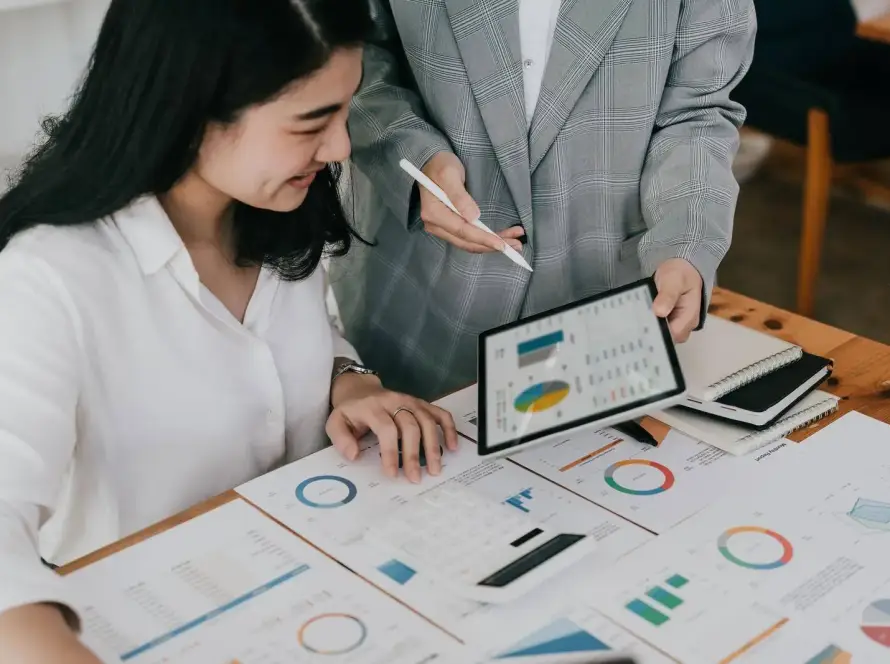 Strategic & Business Consulting